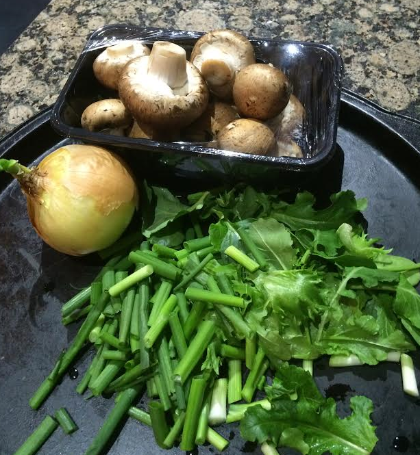 Simple Crockpot Mushroom Soup: Low Carb