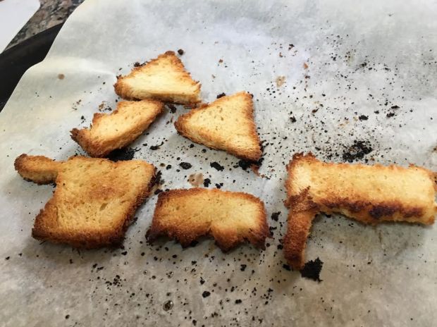 mason jar purim croutons