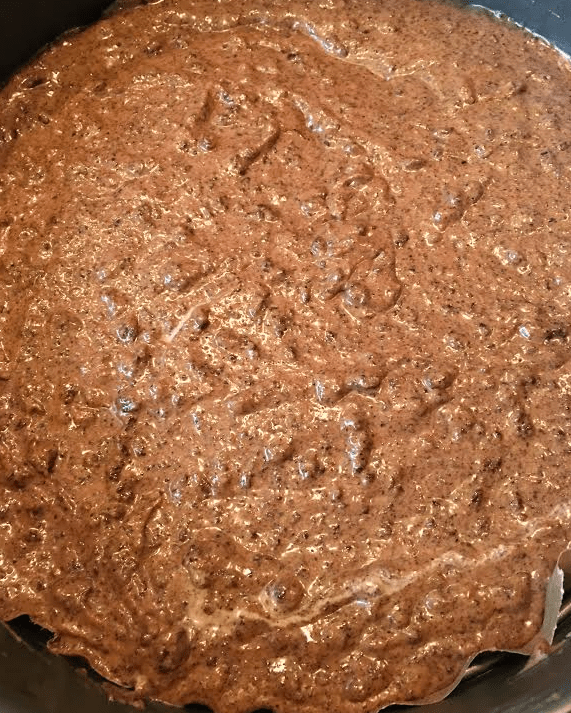 flourless choclate cake-lumpy batter