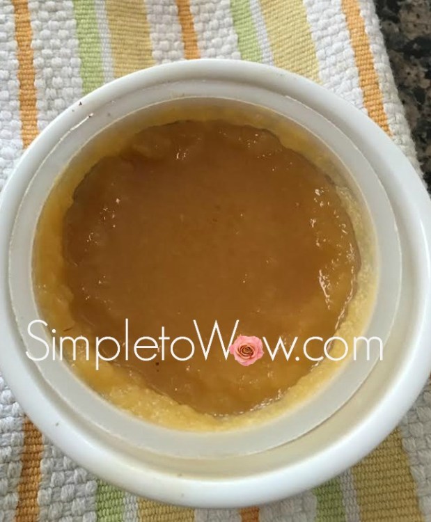 applesauce-in-ramekin