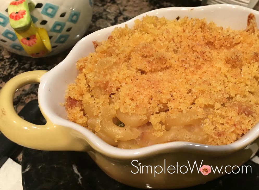 Onion Mac and Cheese with Crumb Topping