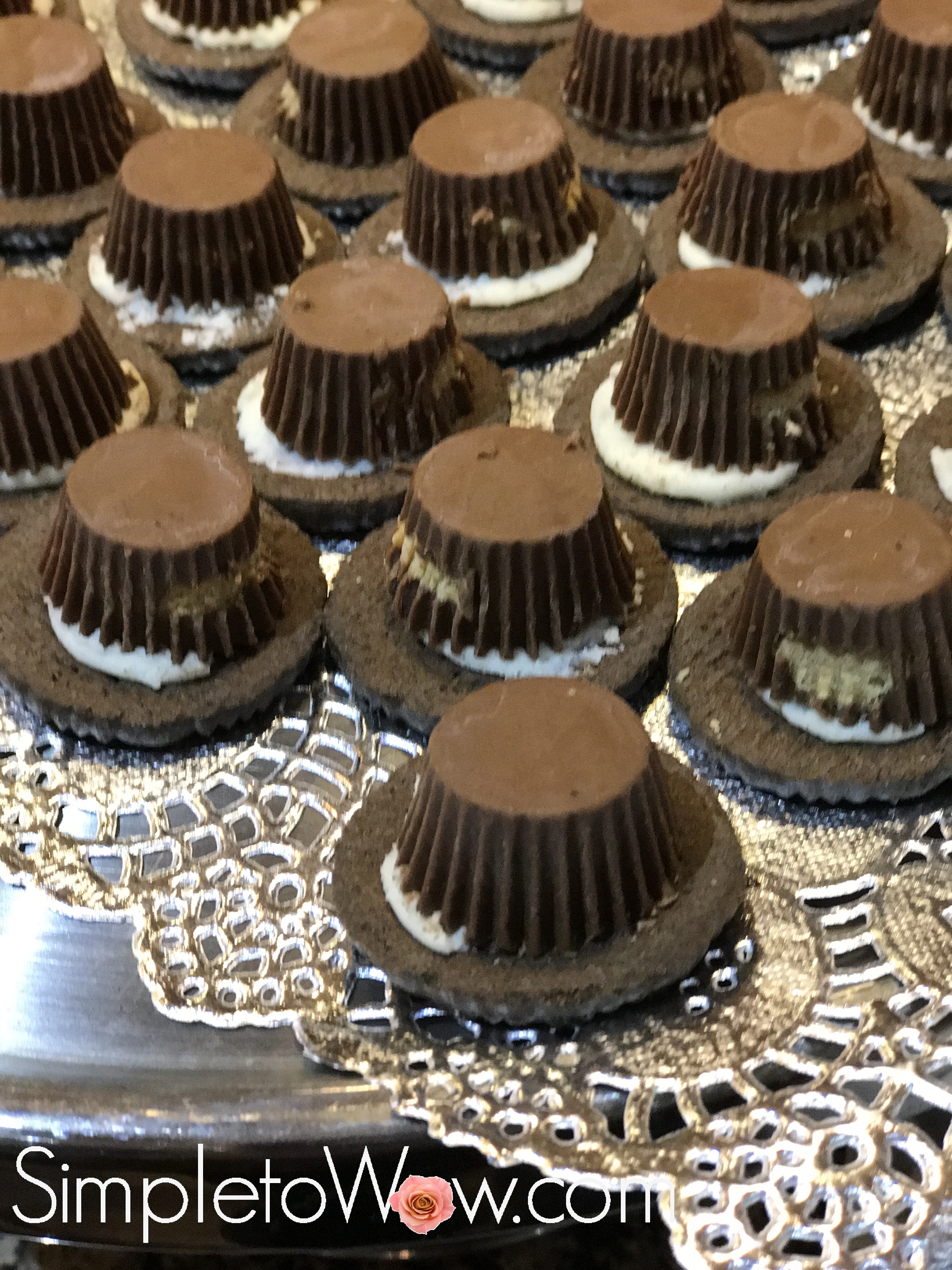 Avigail’s Simple Pilgrim Hats