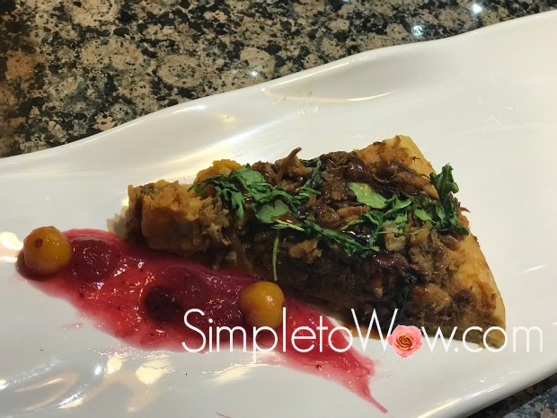 pulled turkey pizza slice with sauce