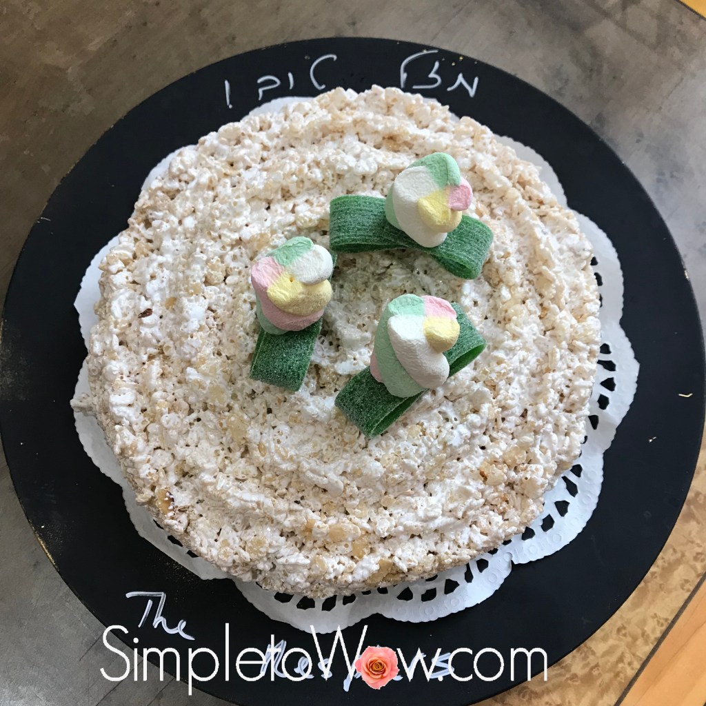 Aufruf Rice Krispies Treat Cake